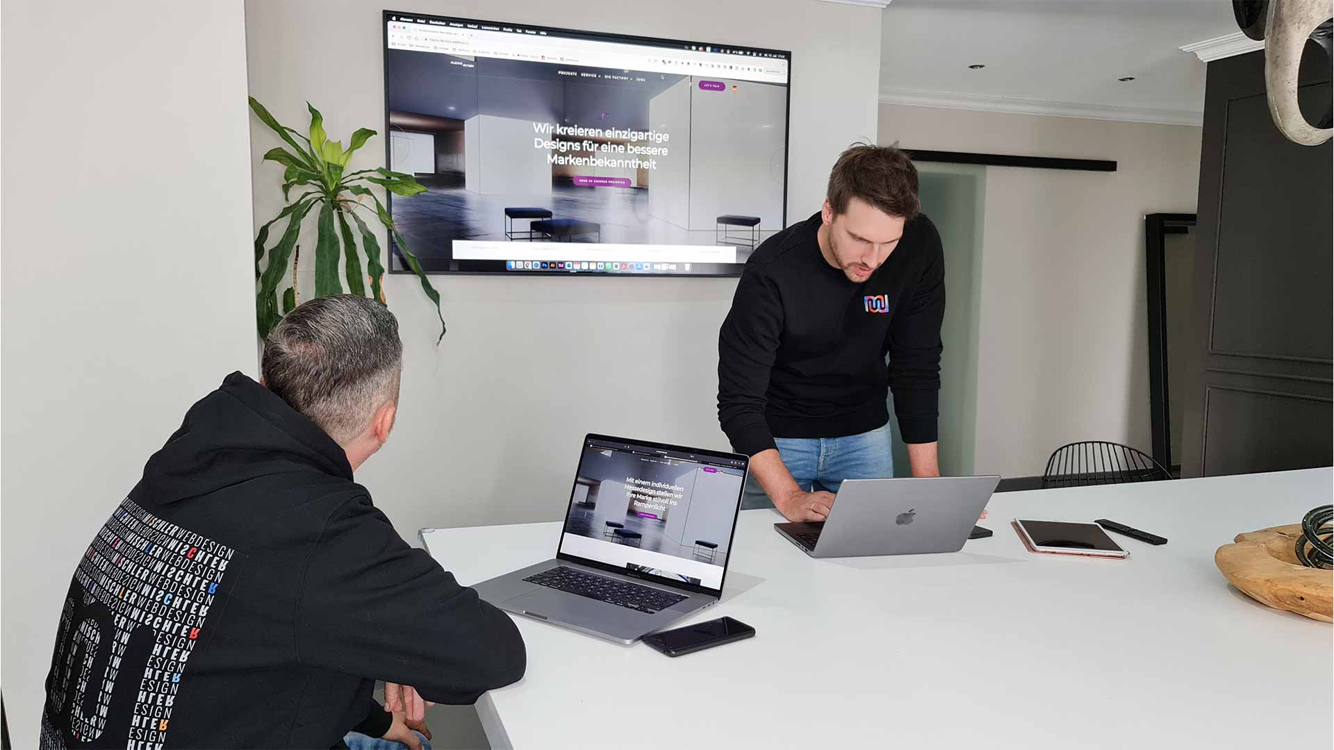 Mischler Webdesign Mannheim Designagtenur Custom Webdesign, Grafikdesign, Branding und Digital Marketing Präsenntation