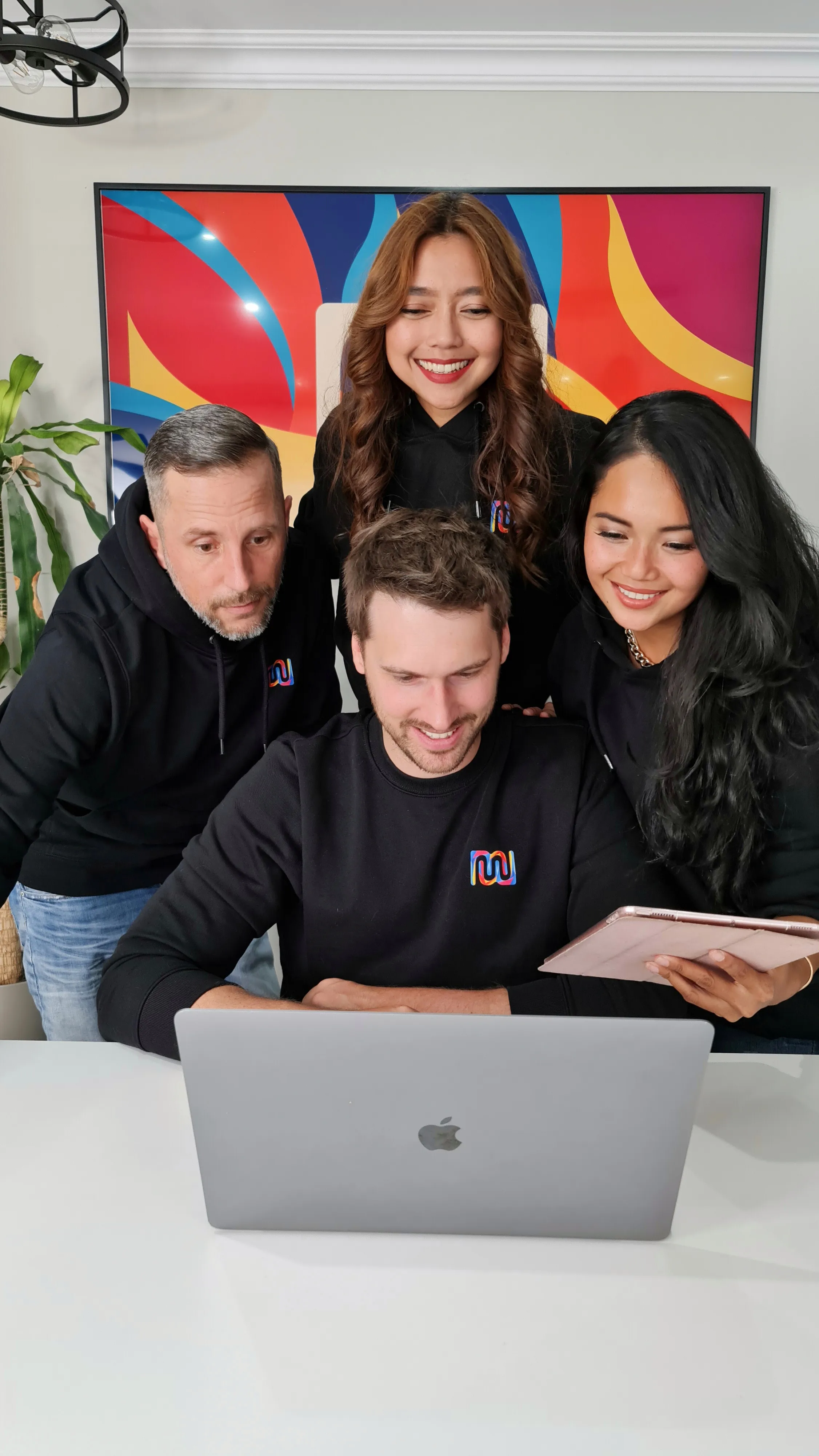 Mischler Webdesign Mannheim Designagtenur Custom Webdesign, Grafikdesign, Branding und Digital Marketing Team